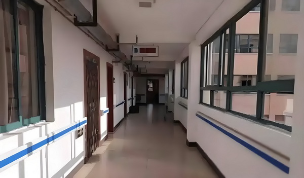 深圳没有积分入户吗_刷短剧治愈上班的痛！再让我看广告就太过分了吧 导找老师上提前课指